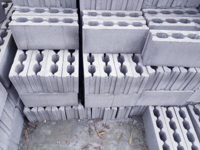 Concrete block making machine