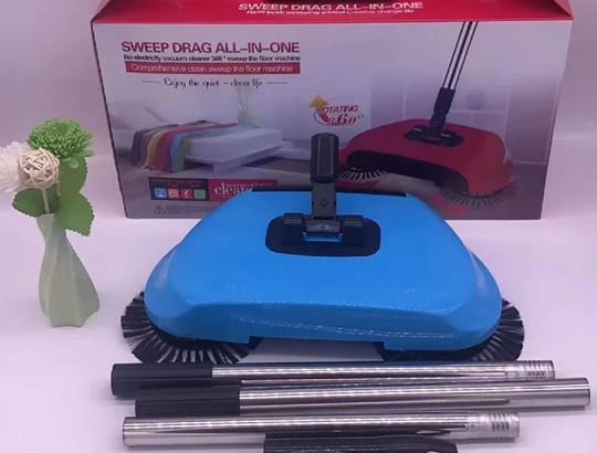 HAND PROPELLED SWEEPER