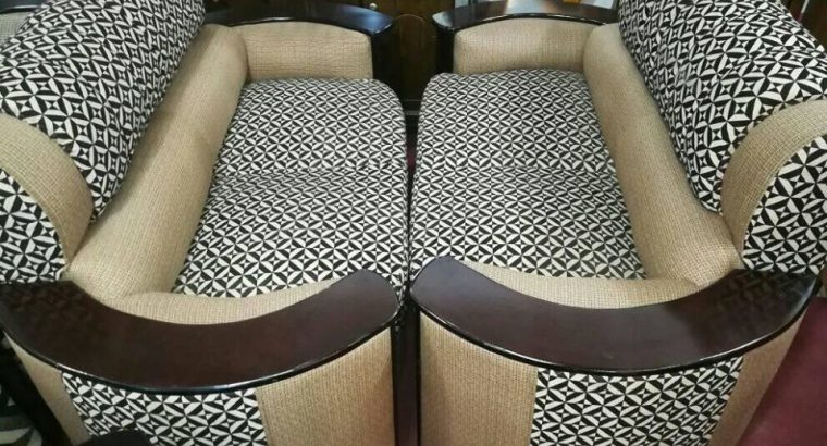 Sofa set by Modern